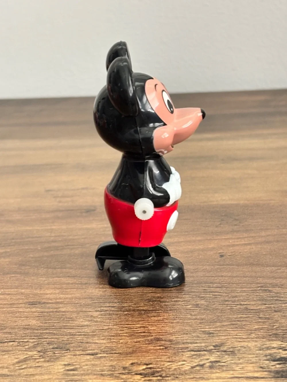 VINTAGE Mickey Mouse TOMY Walt Disney Productions Wind Up Walking Toy 1970's